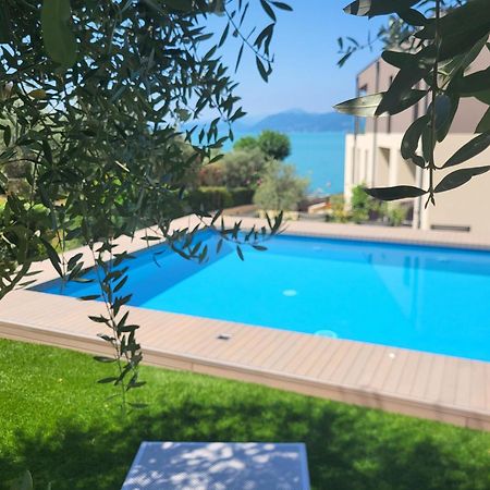 Attilio High Living Suites - Adults Only Torri Del Benaco Exterior foto